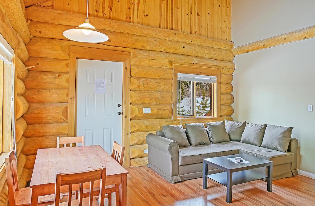 Lac Le Jeune Wilderness Resort Kamloops Pokój zdjęcie